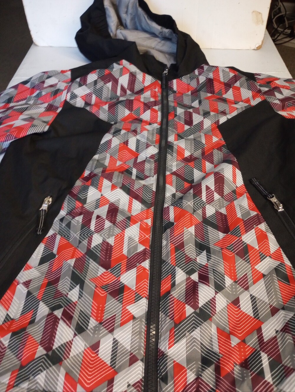 Lands' End Kids Geometric Hooded Red, Gray & Black Jacket Size Medium (10-12)